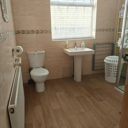 Birmingham Bungalow Serviced Apartment Nec Airport Bullring Exterior photo